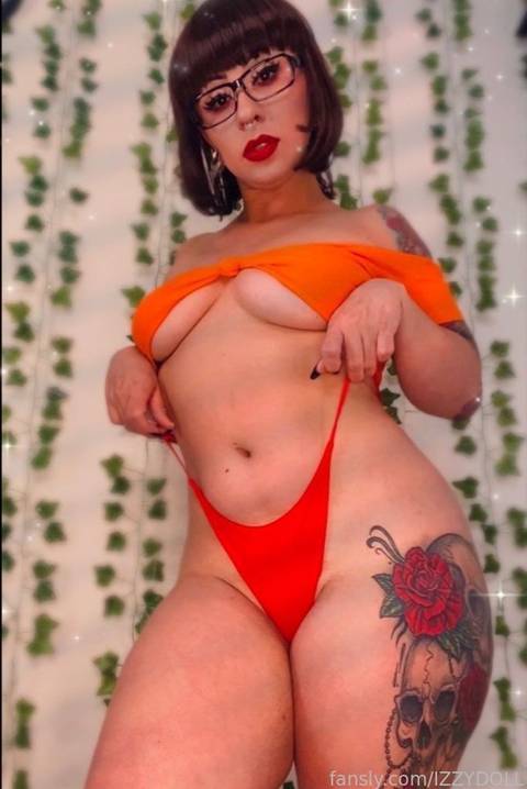 fansly IZZY DOLL profile photo. IZZY DOLL 6