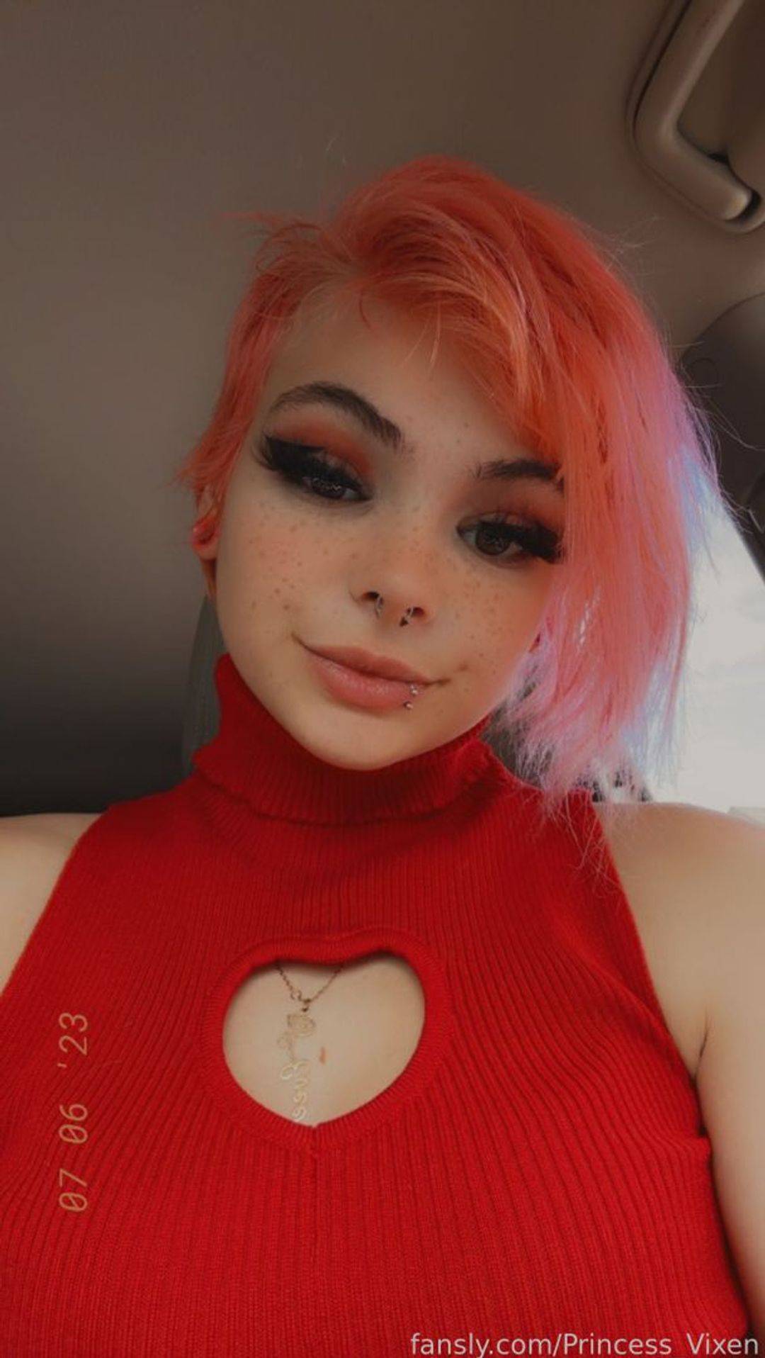 fansly Vixen profile photo. Vixen 3