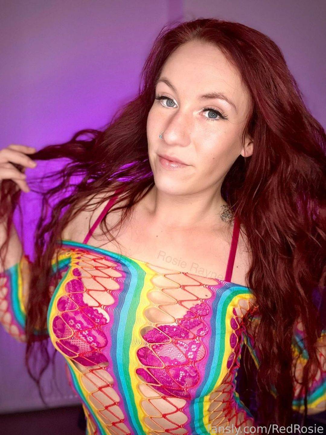 fansly Rosie profile photo. Rosie 35