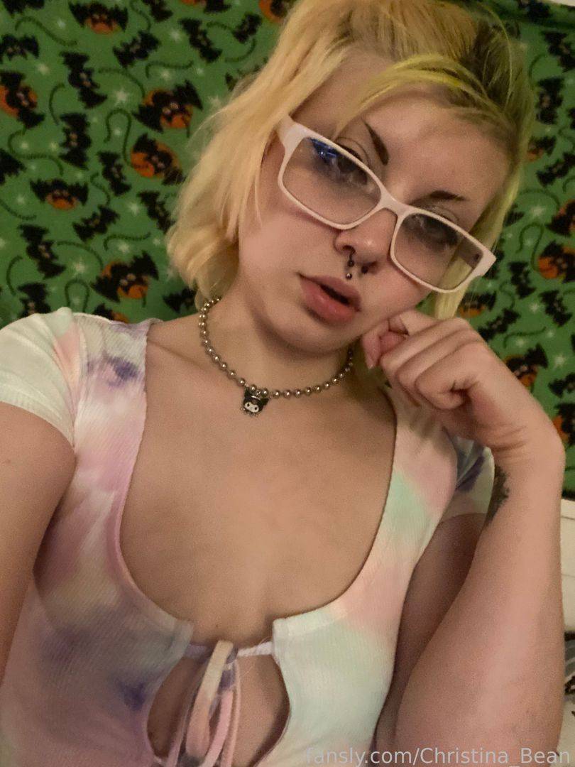 fansly Christina_Bean profile photo. Christina_Bean 3