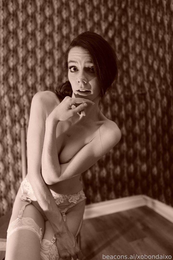 fansly Queen Bella Bondai profile photo. Queen Bella Bondai 6