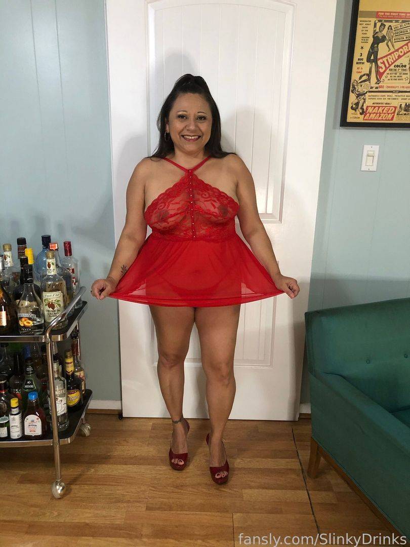 fansly SlinkyDrinks profile photo. SlinkyDrinks 23