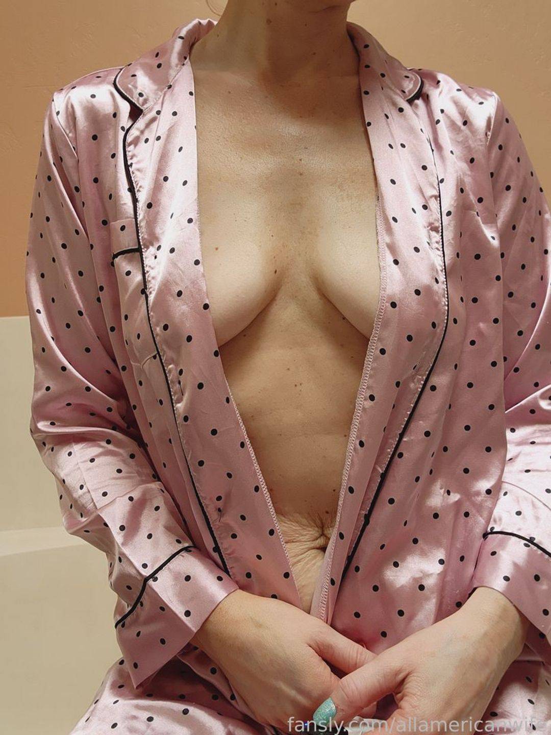fansly Allamericanwife profile photo. Allamericanwife 21