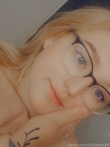 fansly Bubblez profile photo. Bubblez 1