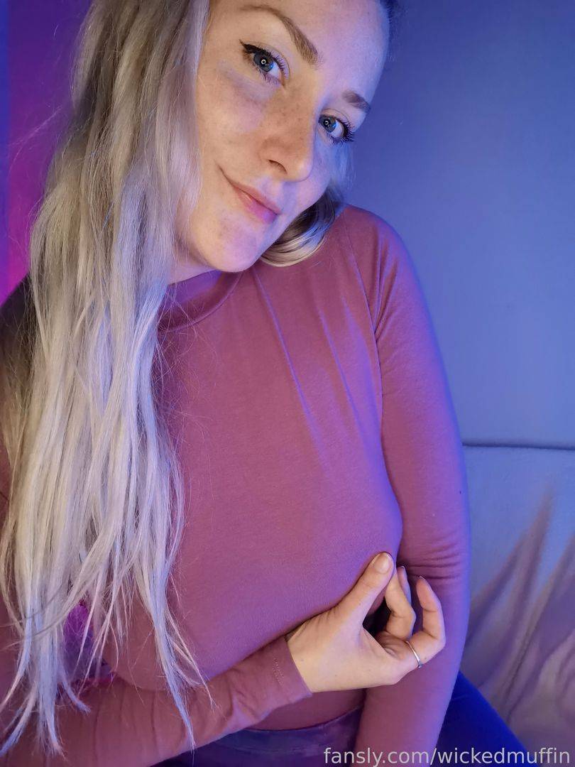 fansly wickedmuffin profile photo. wickedmuffin 2