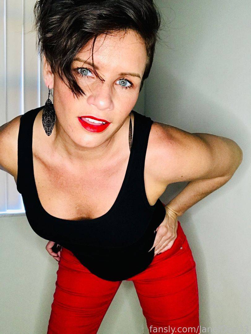 fansly JanelDee33 profile photo. JanelDee33 32
