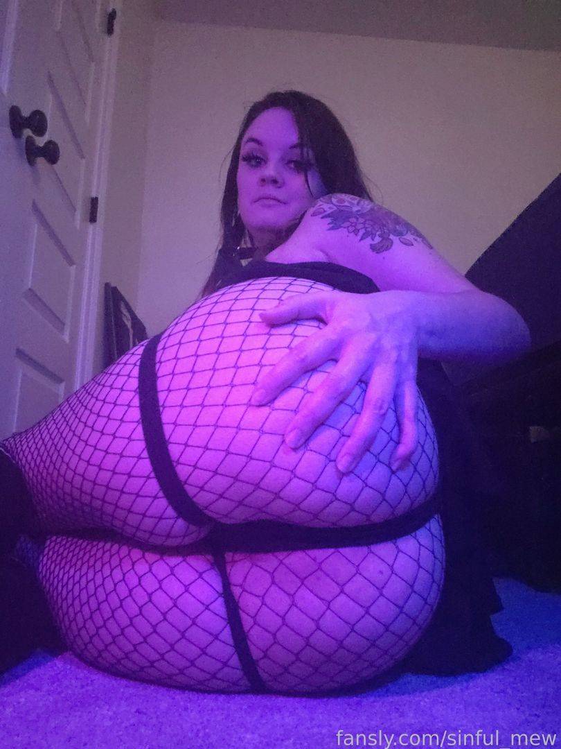 fansly sinful_mew profile photo. sinful_mew 42