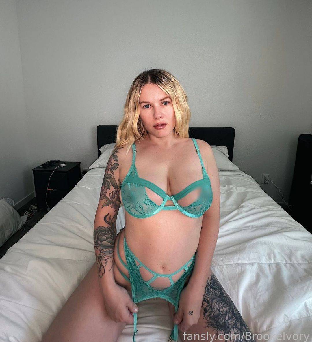 fansly Brooke Ivory profile photo. Brooke Ivory 17
