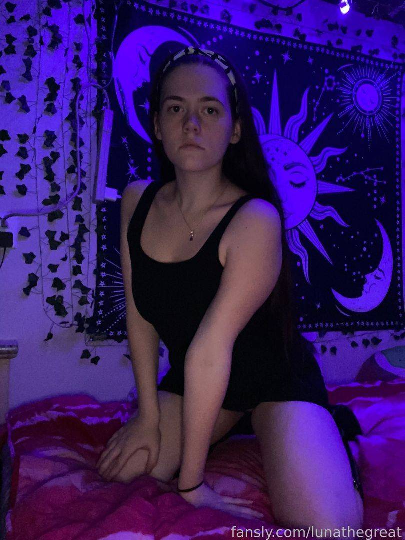 fansly Luna profile photo. Luna 8