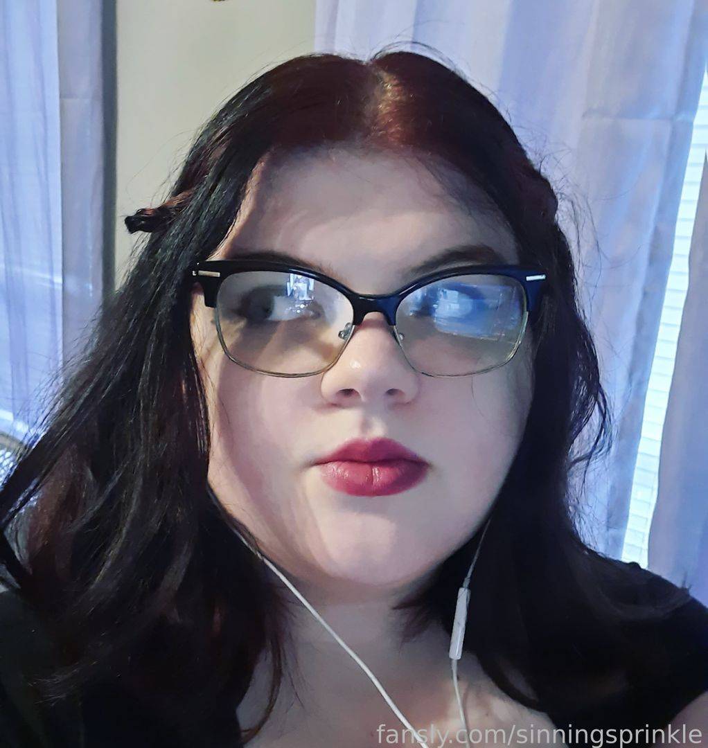 fansly Sinningsprinkles profile photo. Sinningsprinkles 28