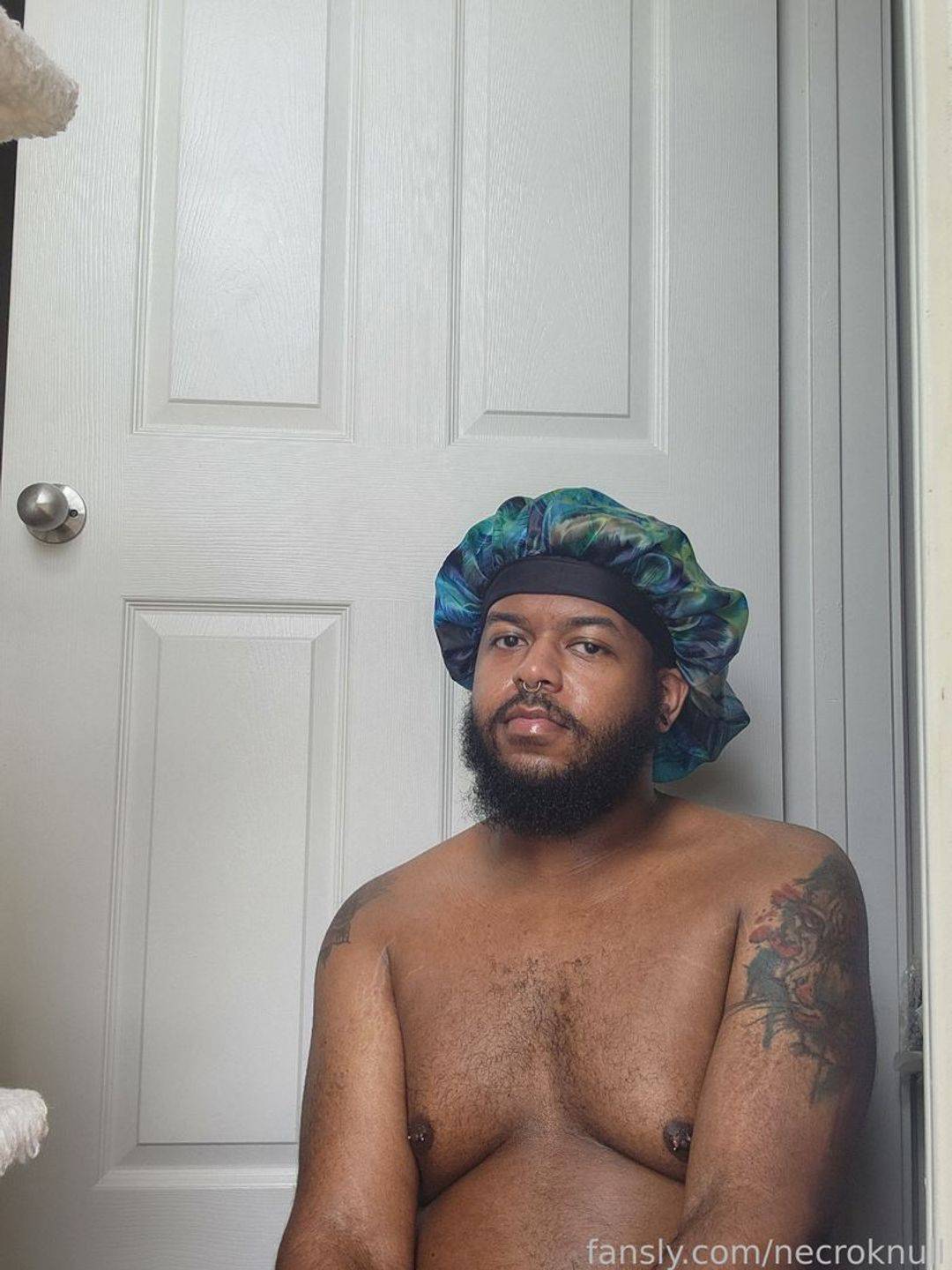 fansly Knull profile photo. Knull 23