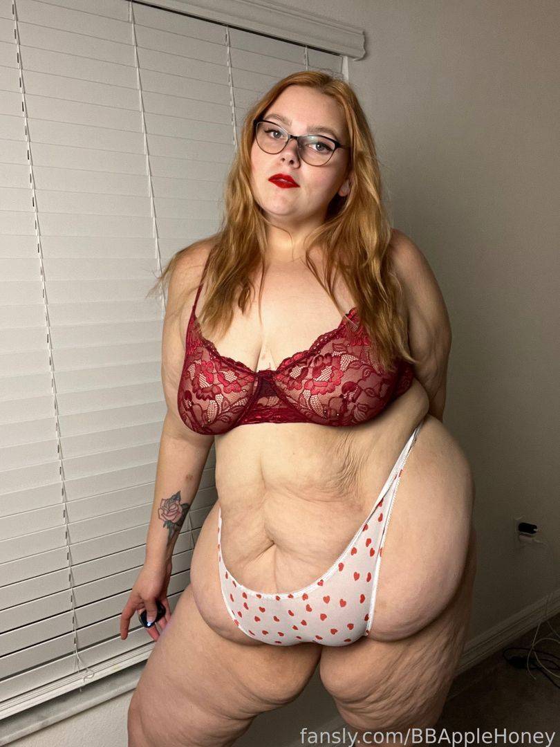 fansly BBAppleHoney  profile photo. BBAppleHoney  42
