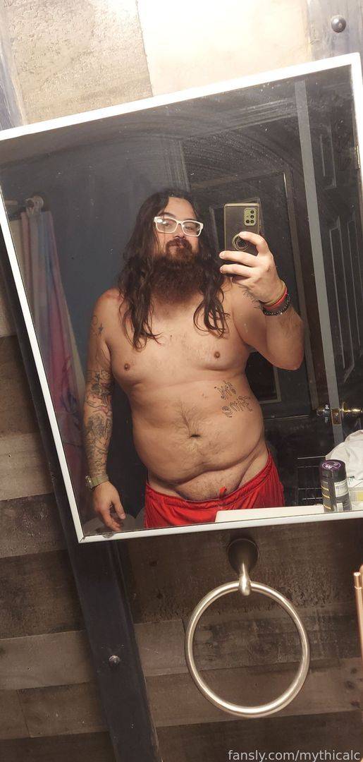 fansly mythicalc profile photo. mythicalc 3
