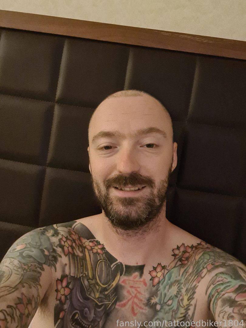 fansly tattooedbiker1804 profile photo. tattooedbiker1804 33