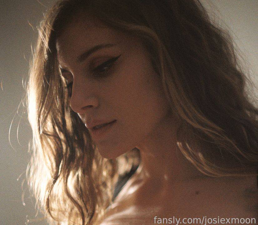 fansly Josie profile photo. Josie 22