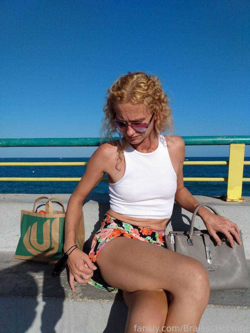 fansly BralessHotwife profile photo. BralessHotwife 12