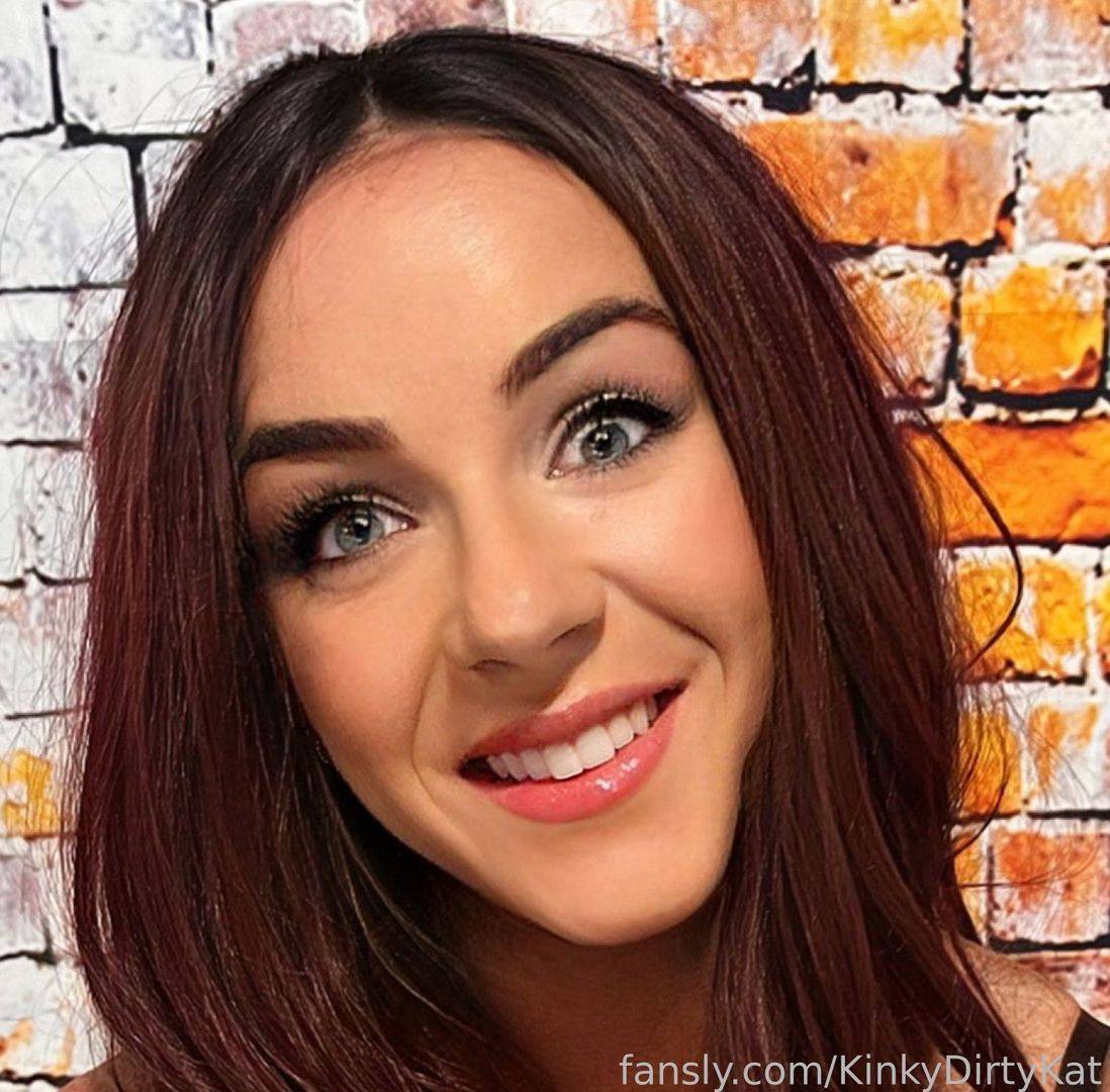 fansly KinkyDirtyKat profile photo. KinkyDirtyKat 20