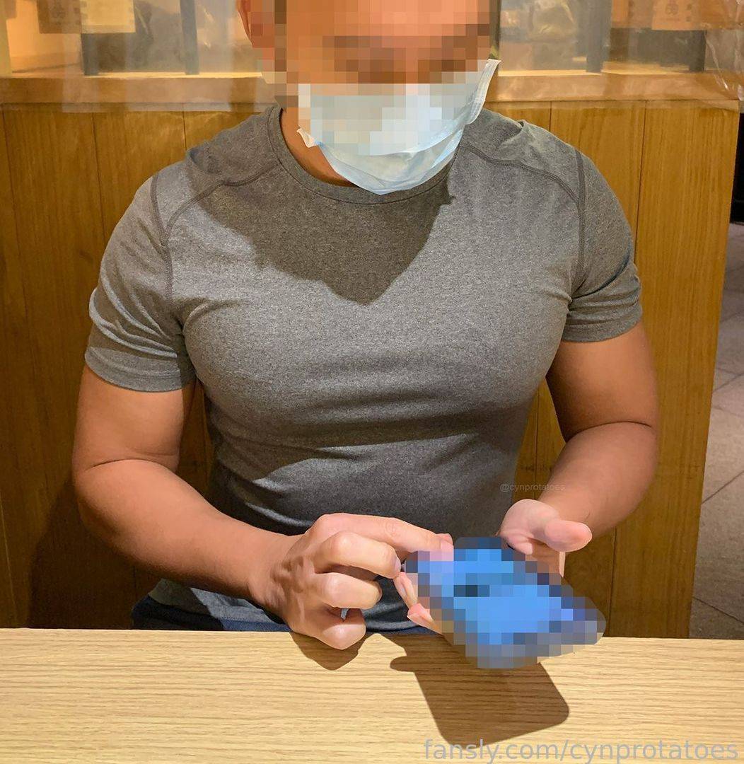 fansly MuscleBot profile photo. MuscleBot 3