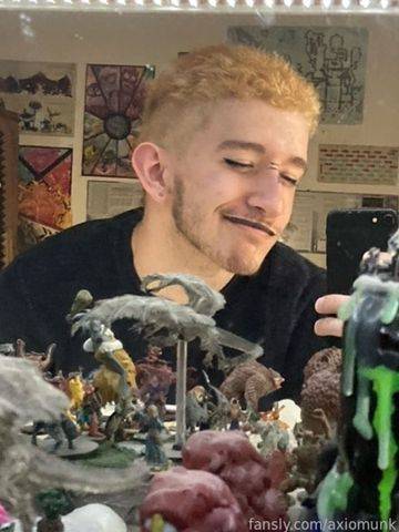 fansly AxioMunk [Zhey/Zhem/ profile photo. AxioMunk [Zhey/Zhem/ 33