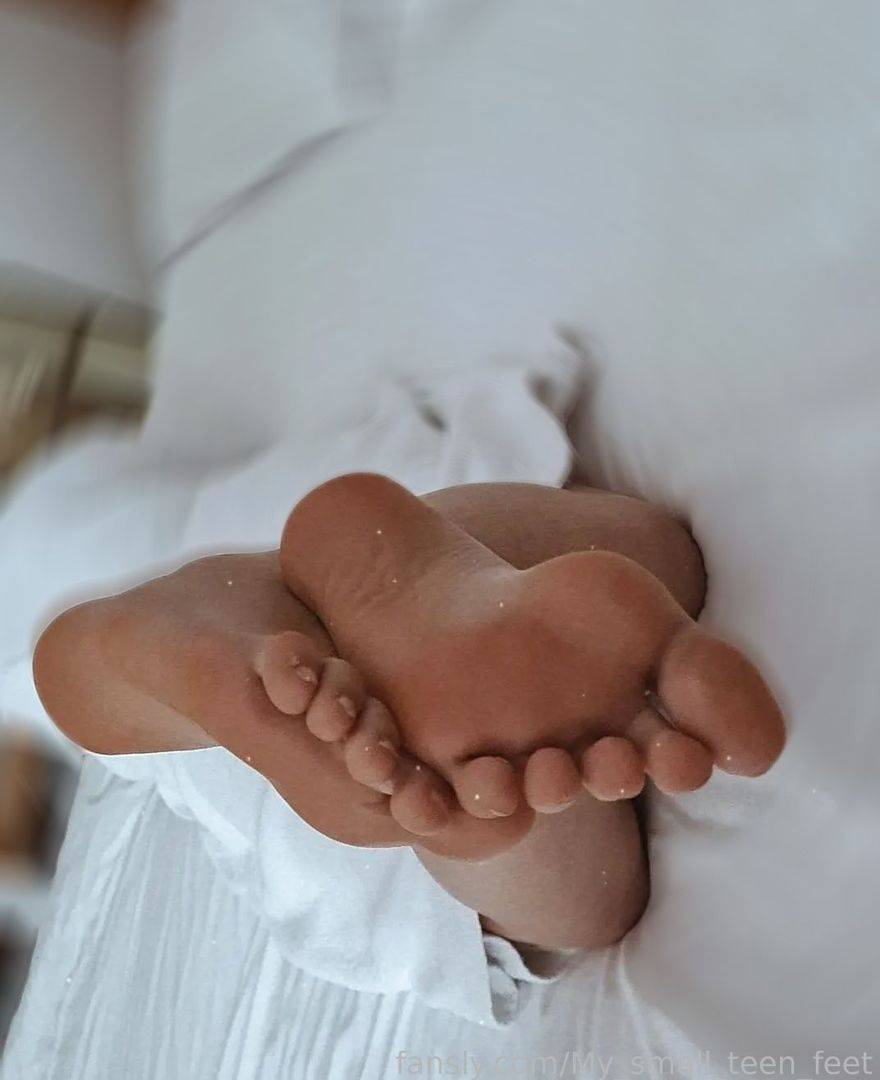 fansly My_small_teen_feet profile photo. My_small_teen_feet 28