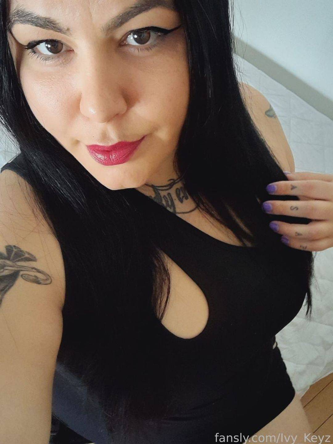 fansly Ivy_Keyz profile photo. Ivy_Keyz 6
