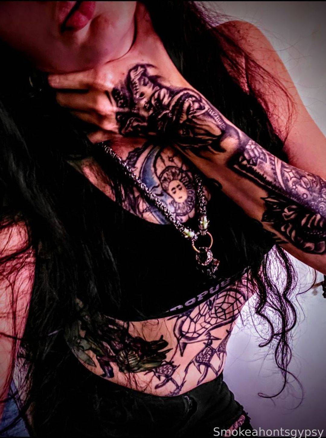 fansly Smokeahontas  profile photo. Smokeahontas  29