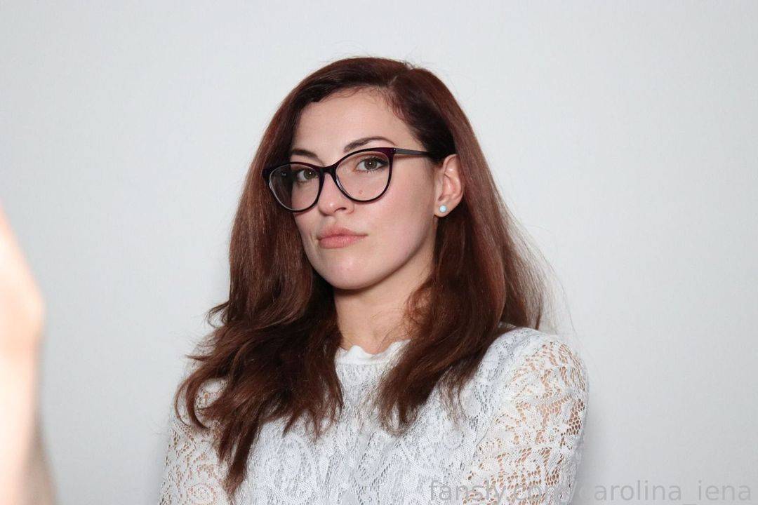 fansly Carolina iena profile photo. Carolina iena 7