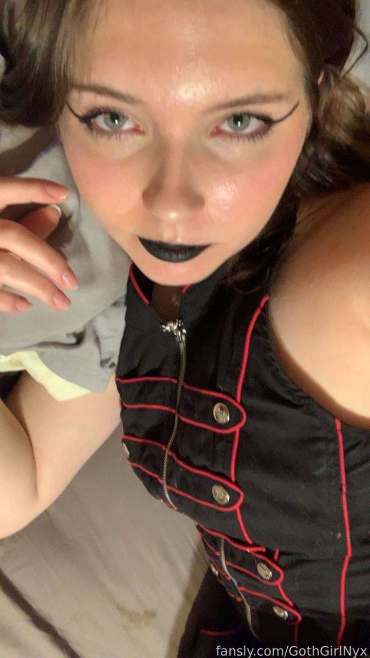 fansly Nyx profile photo. Nyx 11