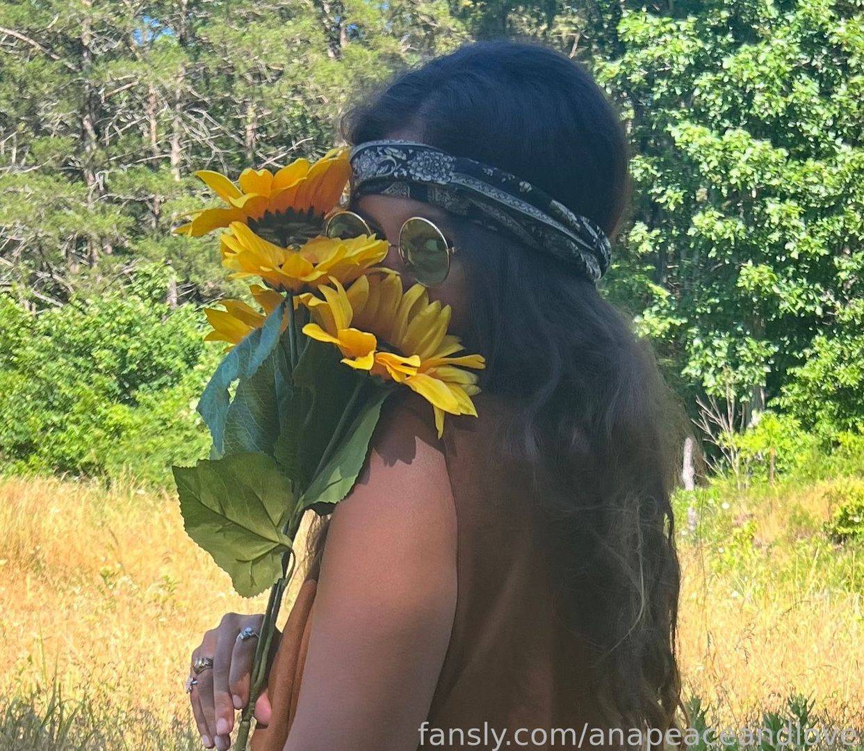 fansly Ana 🦋  profile photo. Ana 🦋  11