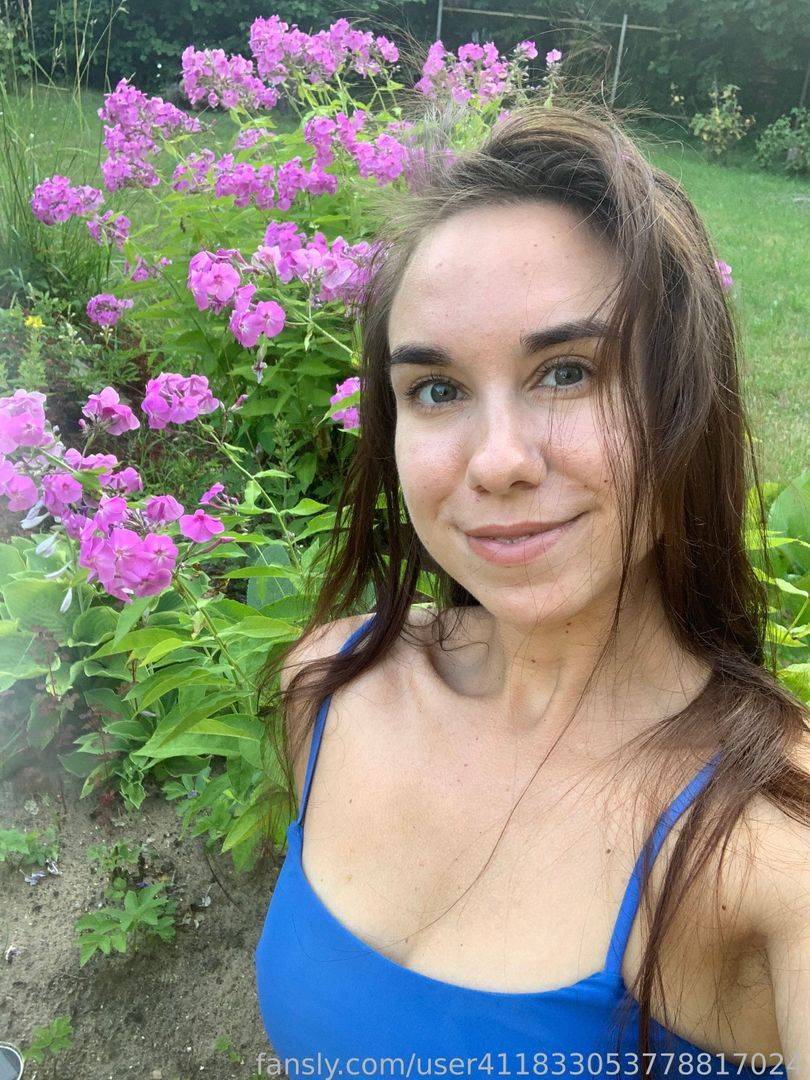 fansly Camillabenz profile photo. Camillabenz 21