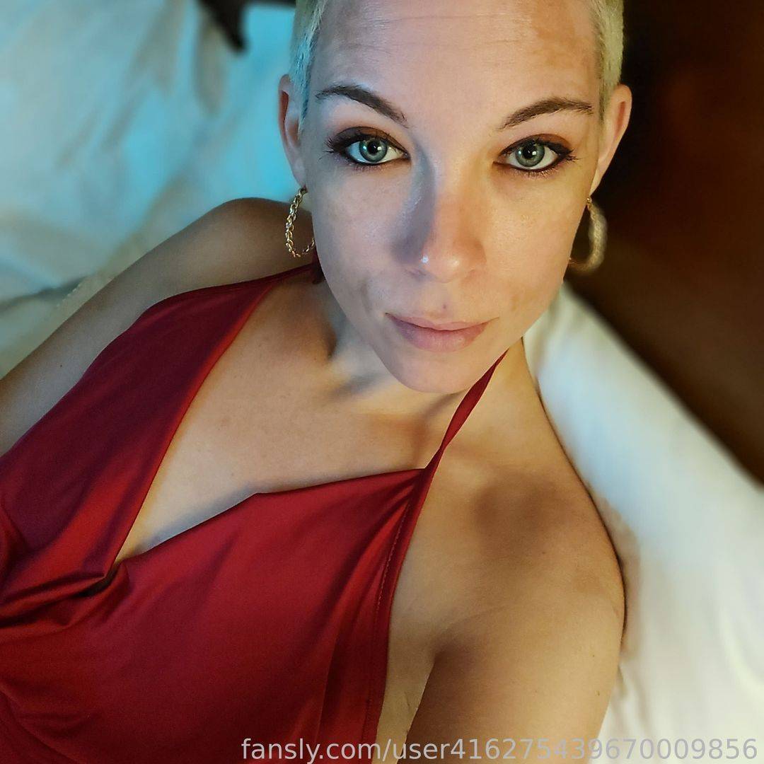 fansly Juicy20721  profile photo. Juicy20721  26
