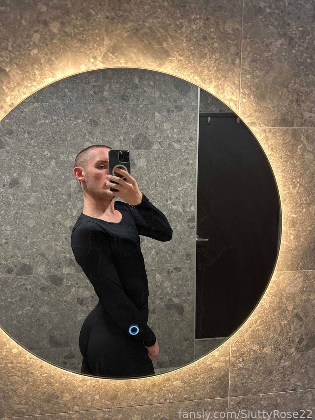 fansly Rosemary profile photo. Rosemary 20