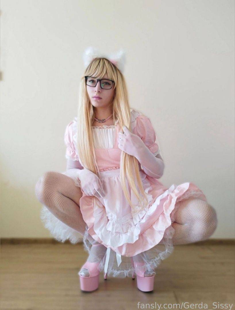 fansly Gerda Sissy profile photo. Gerda Sissy 3