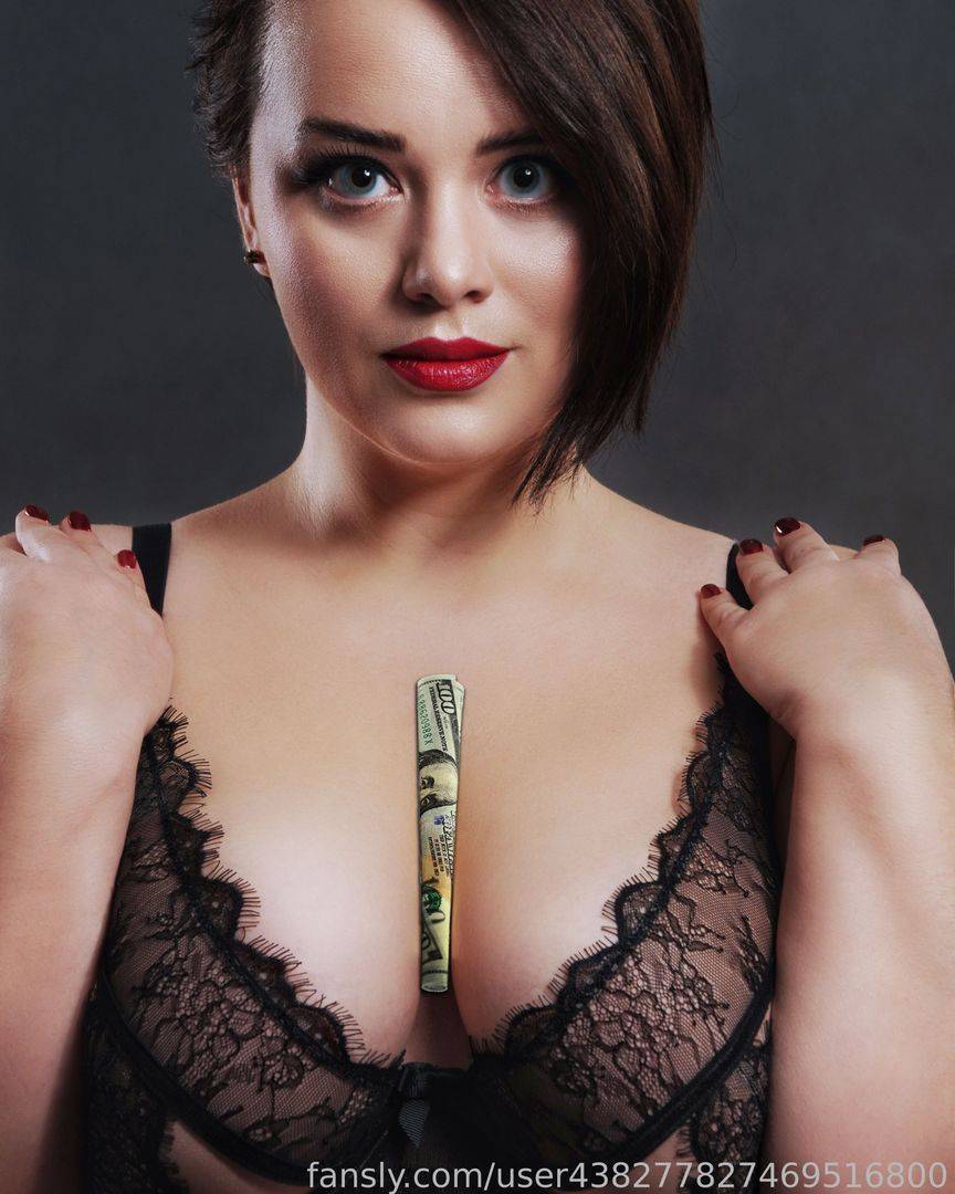 fansly Lady Vesper FinDomme profile photo. Lady Vesper FinDomme 1