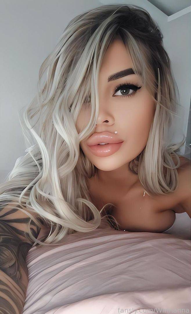 fansly Rihanna profile photo. Rihanna 8