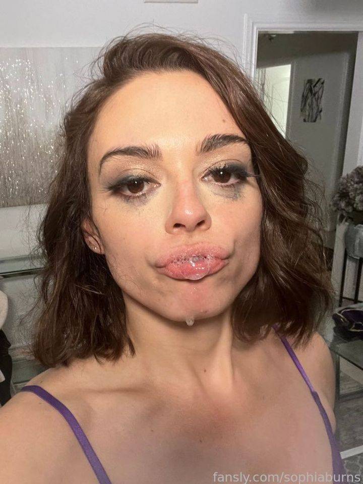 fansly Sophia Burns profile photo. Sophia Burns 2