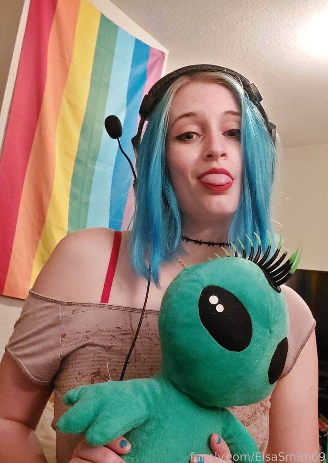 fansly Elsa profile photo. Elsa 21