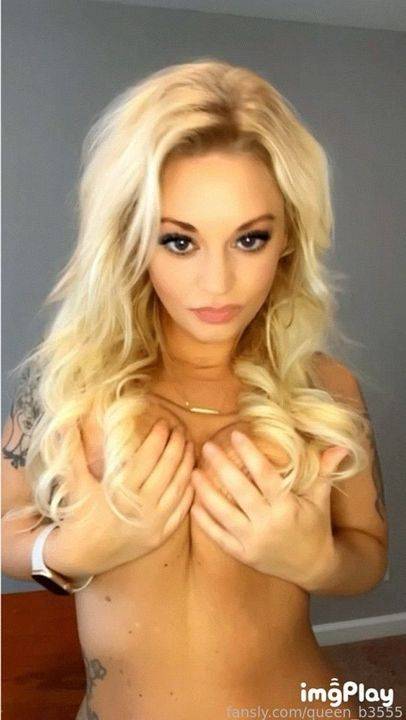 fansly queen_b3555 profile photo. queen_b3555 35