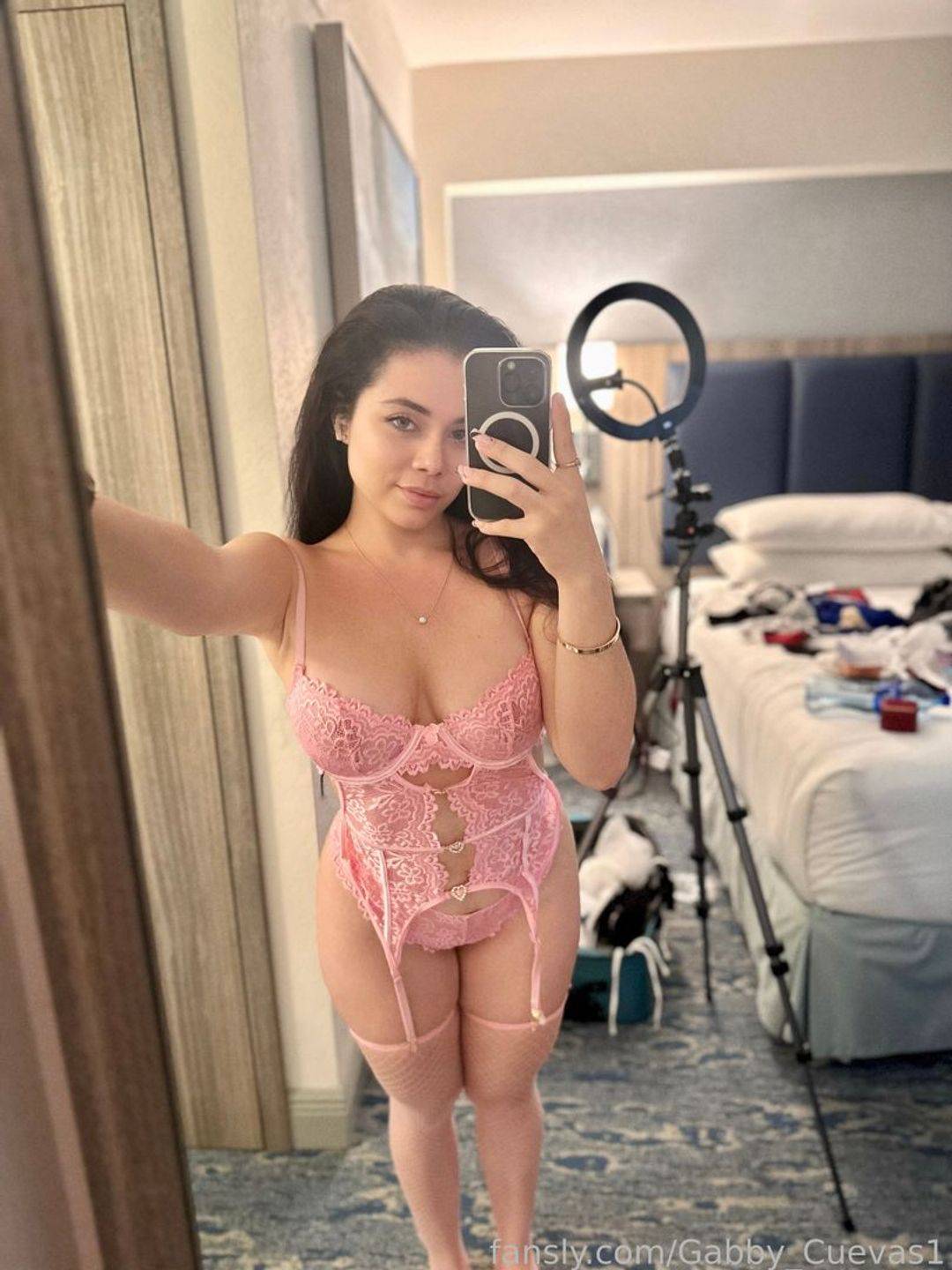 fansly Gabbycuevas profile photo. Gabbycuevas 24