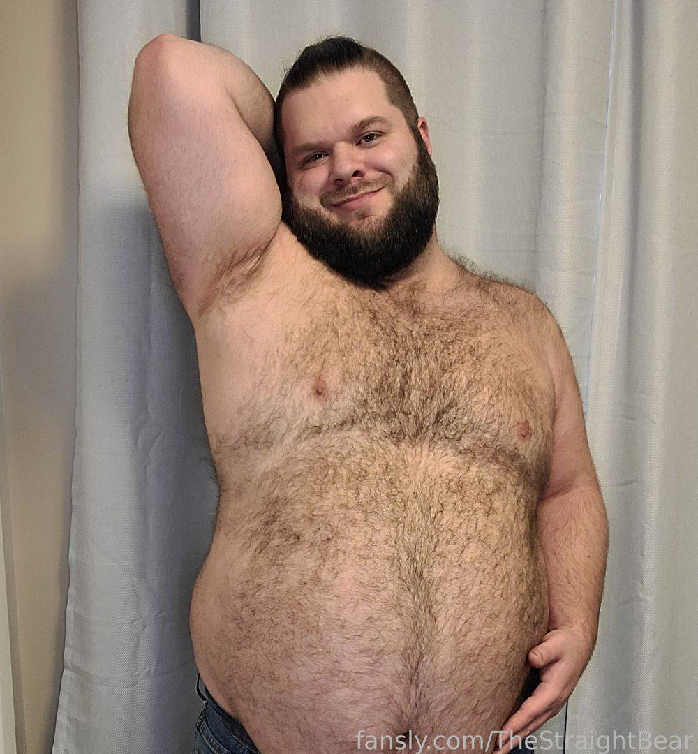 fansly The Straight Bear profile photo. The Straight Bear 35