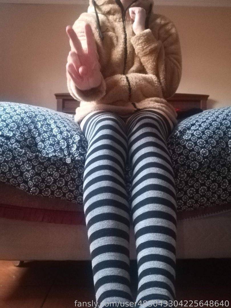 fansly Bolsi Femboy profile photo. Bolsi Femboy 8
