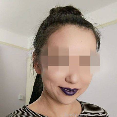 fansly Rose_Thorn_D profile photo. Rose_Thorn_D 1