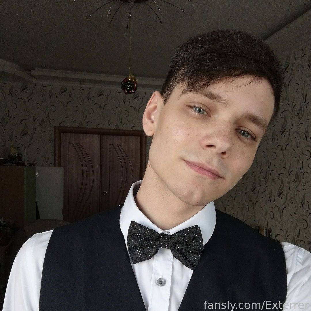 fansly Russian Cat profile photo. Russian Cat 31