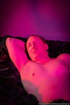 fansly AntonysDiary profile photo. AntonysDiary 3