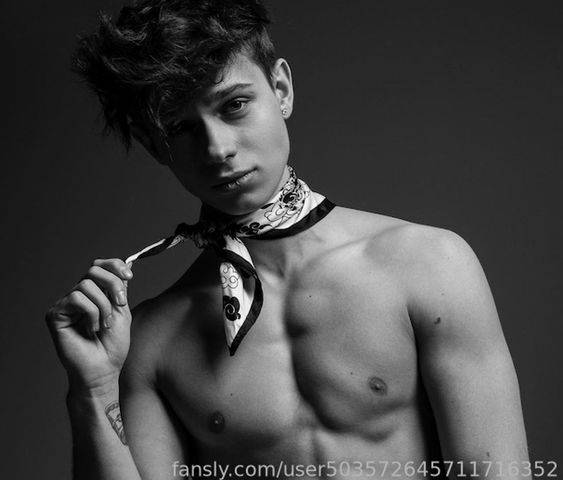 fansly Danny Kasatik profile photo. Danny Kasatik 17