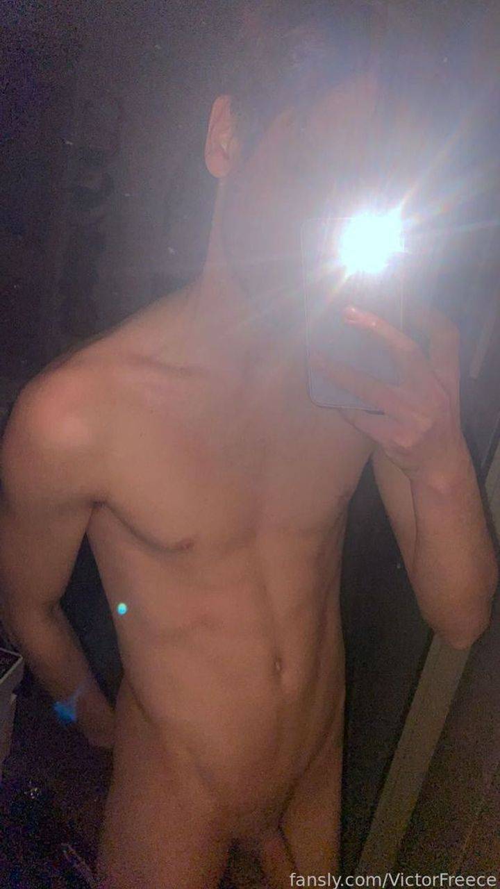 fansly VictorFreece profile photo. VictorFreece 7