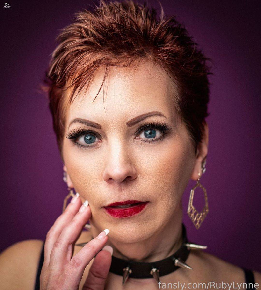 fansly RubyLynne profile photo. RubyLynne 28