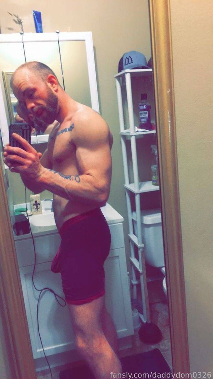 fansly daddydom0326 profile photo. daddydom0326 18