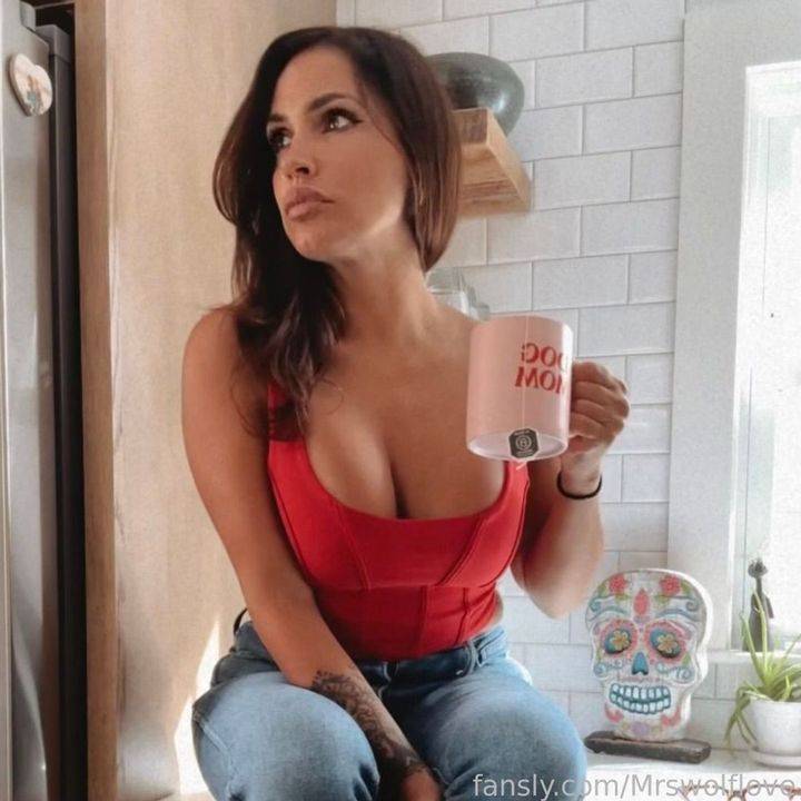 fansly Mrswolflove profile photo. Mrswolflove 18