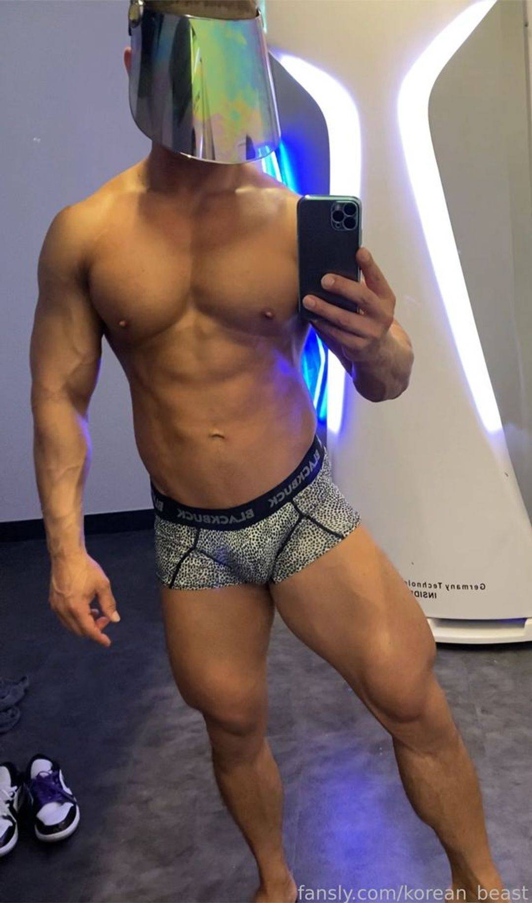 fansly korean_beast profile photo. korean_beast 24